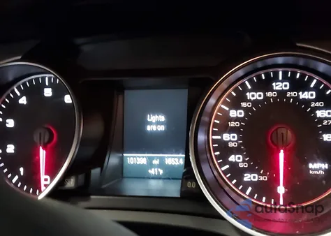 2012 Audi A5 2.0T Premium z USA, uszkodzony, nr VIN WAULFAFRXCA003636